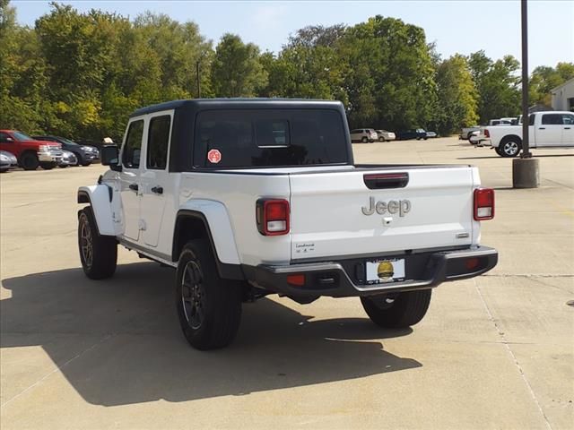 2023 Jeep Gladiator Overland