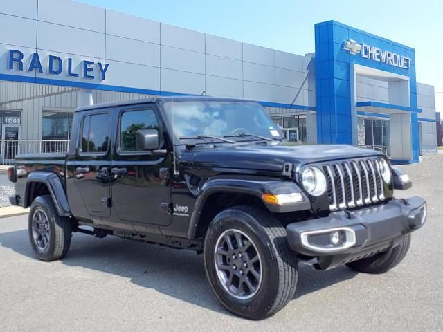 2023 Jeep Gladiator Overland