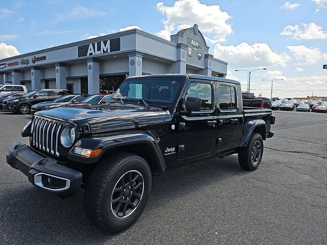 2023 Jeep Gladiator Overland