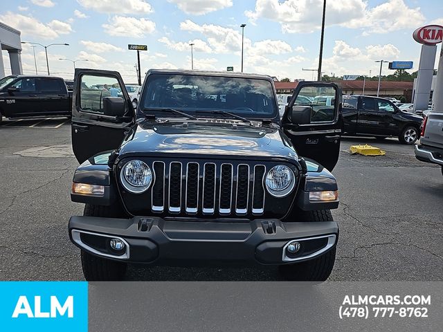 2023 Jeep Gladiator Overland