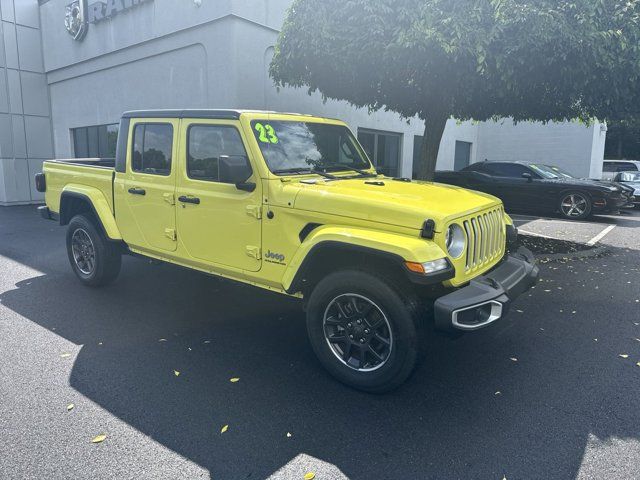 2023 Jeep Gladiator Overland