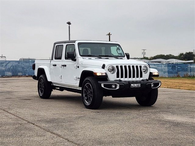 2023 Jeep Gladiator Overland