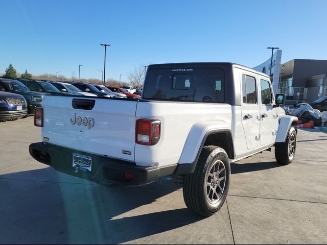 2023 Jeep Gladiator Overland