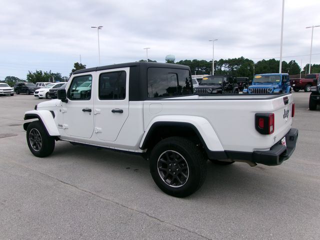 2023 Jeep Gladiator Overland