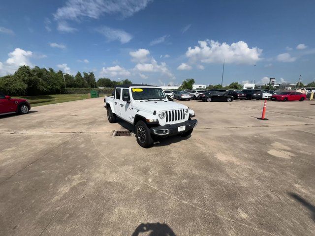 2023 Jeep Gladiator Overland