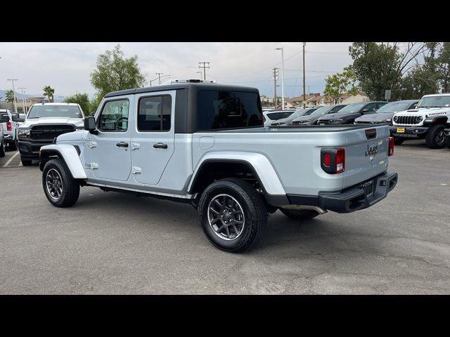 2023 Jeep Gladiator Overland