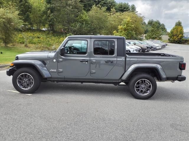 2023 Jeep Gladiator Overland