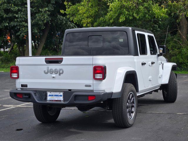 2023 Jeep Gladiator Overland