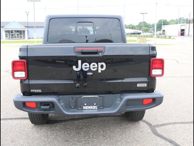 2023 Jeep Gladiator Overland