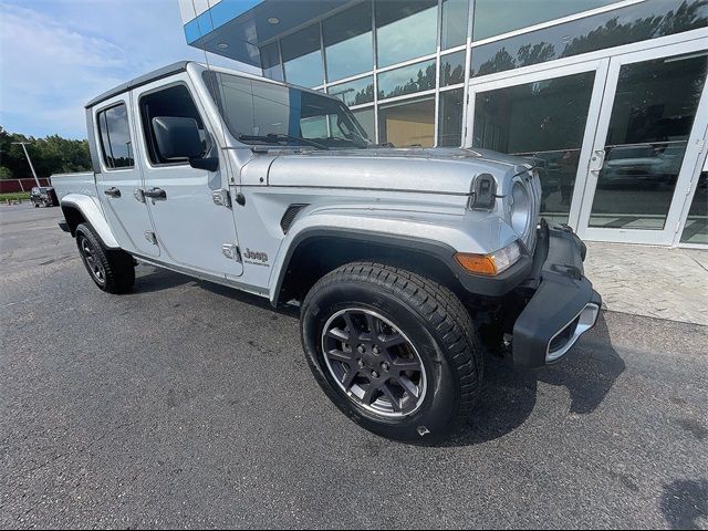 2023 Jeep Gladiator Overland