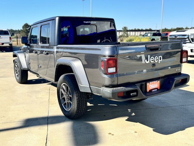 2023 Jeep Gladiator Overland