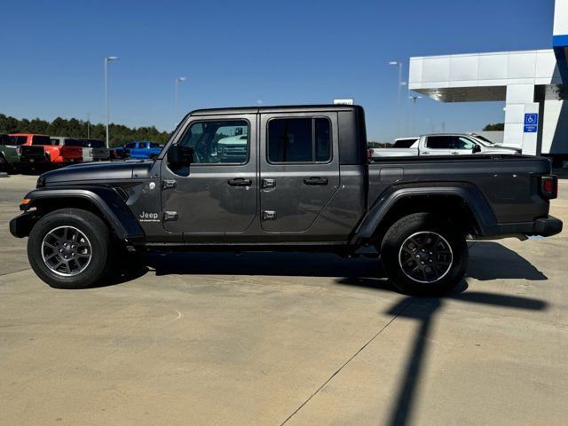 2023 Jeep Gladiator Overland