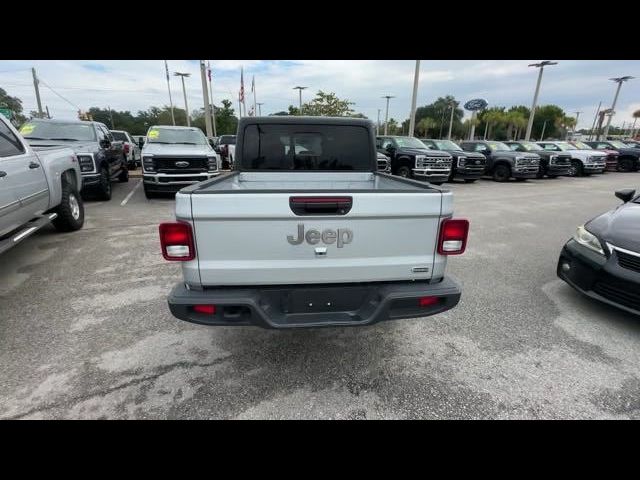 2023 Jeep Gladiator Overland