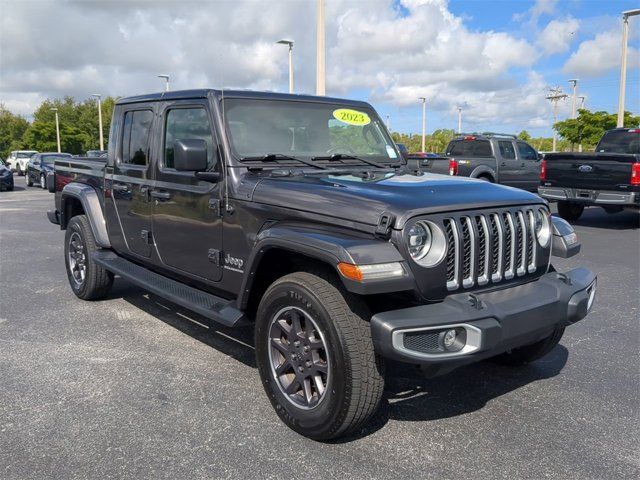 2023 Jeep Gladiator Overland