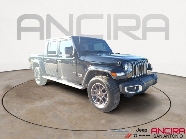 2023 Jeep Gladiator Overland