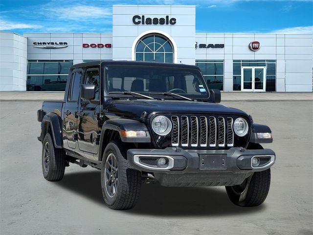 2023 Jeep Gladiator Overland