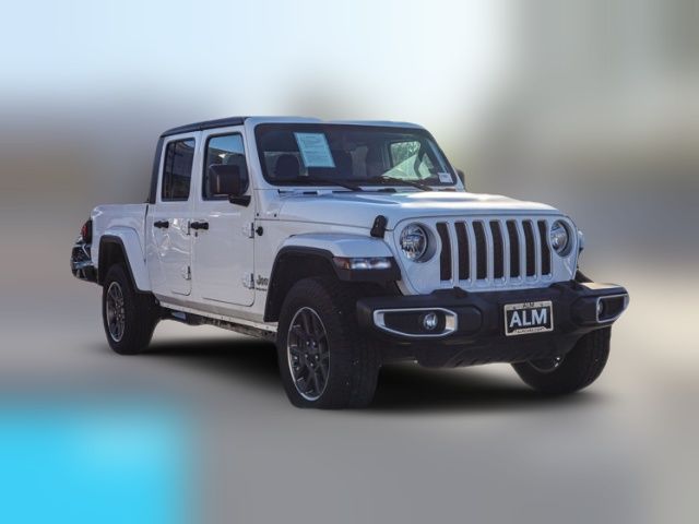 2023 Jeep Gladiator Overland