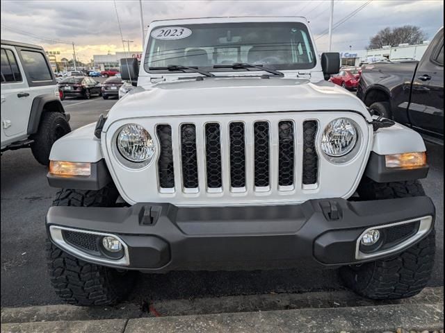 2023 Jeep Gladiator Overland