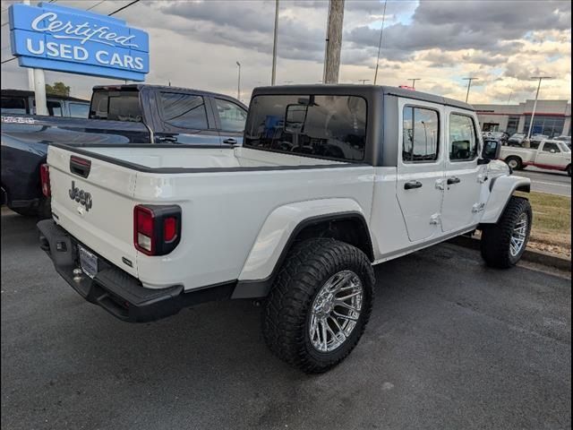 2023 Jeep Gladiator Overland