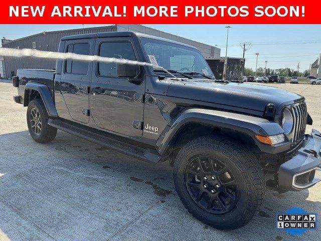 2023 Jeep Gladiator Overland