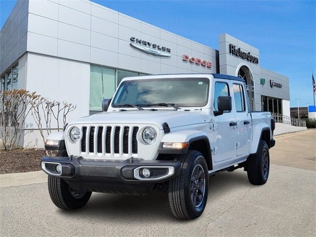 2023 Jeep Gladiator Overland