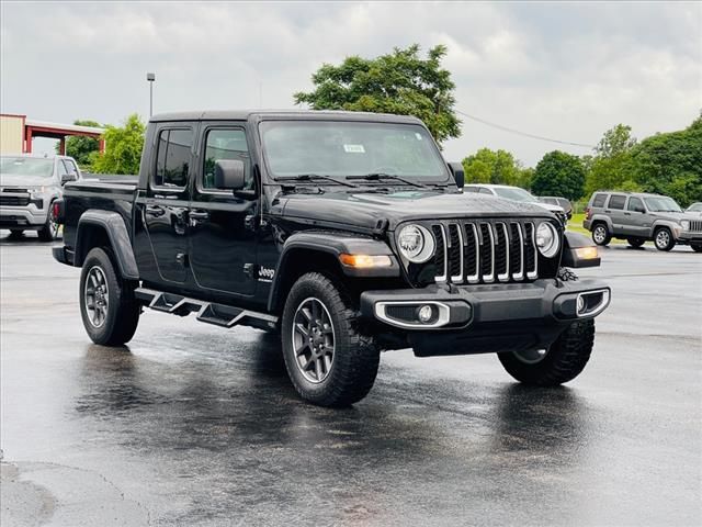 2023 Jeep Gladiator Overland