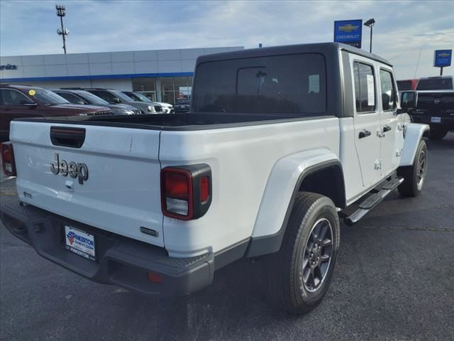 2023 Jeep Gladiator Overland