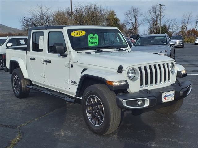 2023 Jeep Gladiator Overland