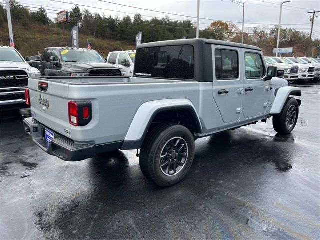 2023 Jeep Gladiator Overland