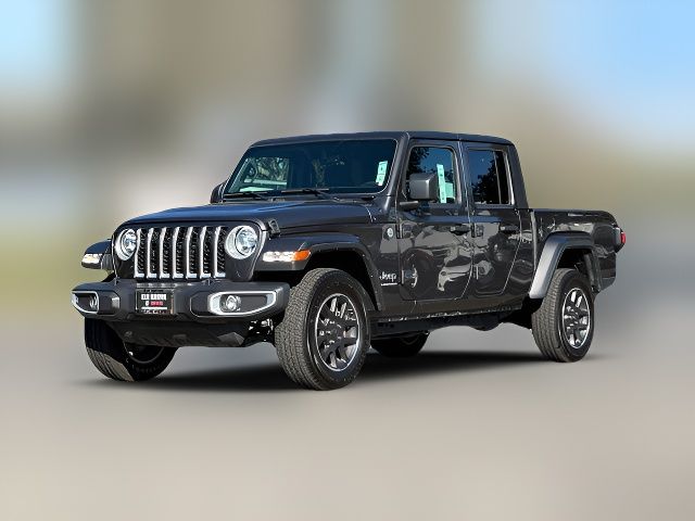 2023 Jeep Gladiator Overland