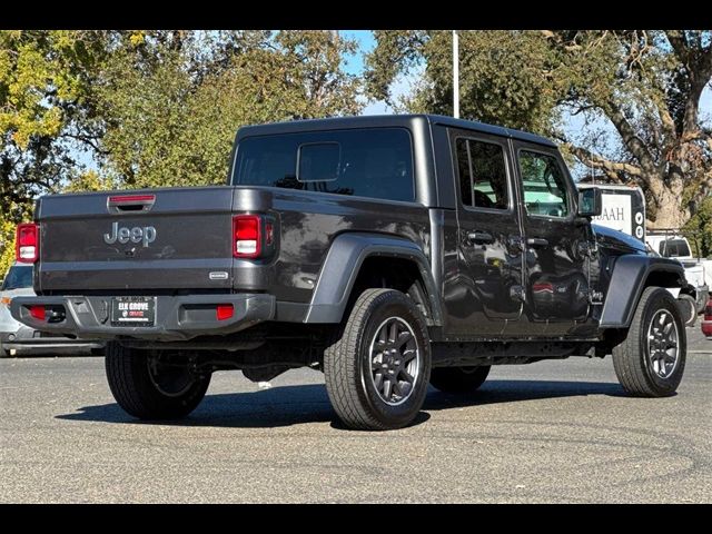 2023 Jeep Gladiator Overland