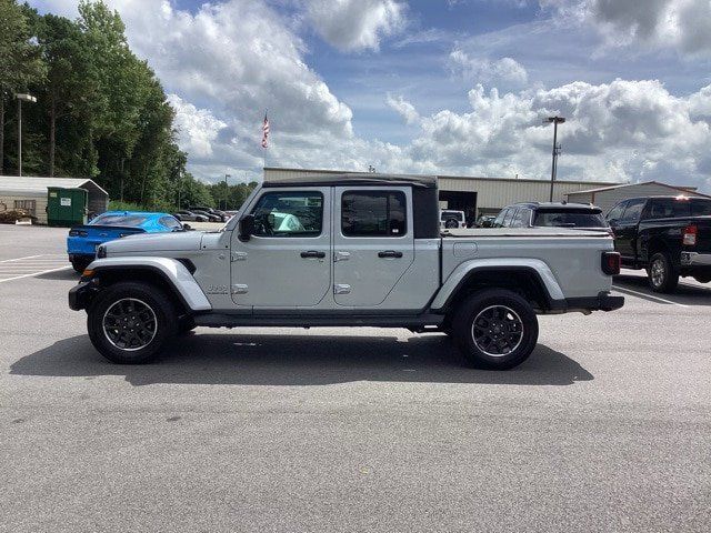 2023 Jeep Gladiator Overland