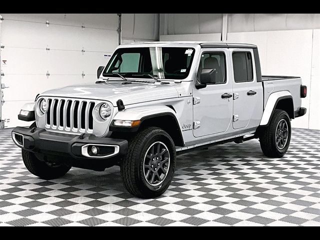 2023 Jeep Gladiator Overland