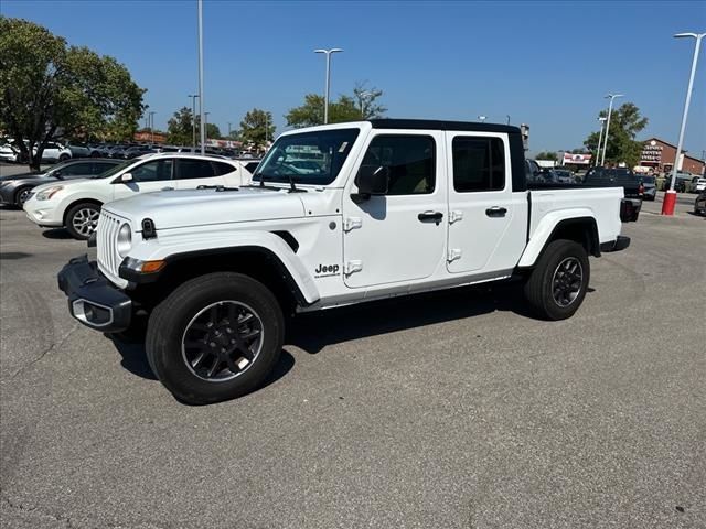 2023 Jeep Gladiator Overland