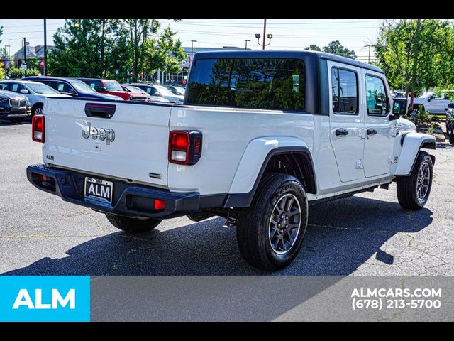 2023 Jeep Gladiator Overland