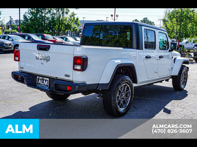 2023 Jeep Gladiator Overland