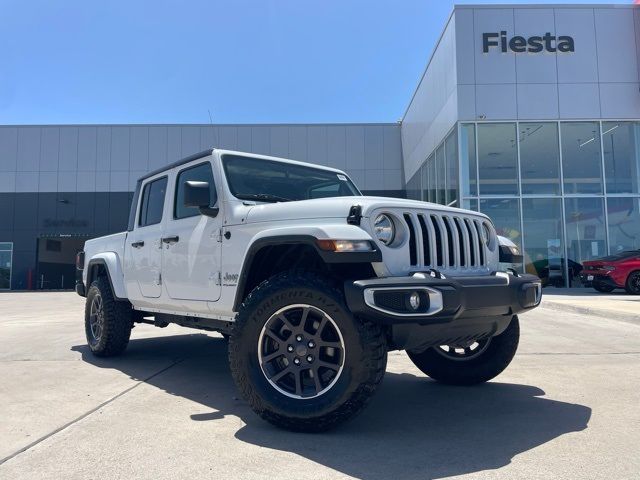 2023 Jeep Gladiator Overland