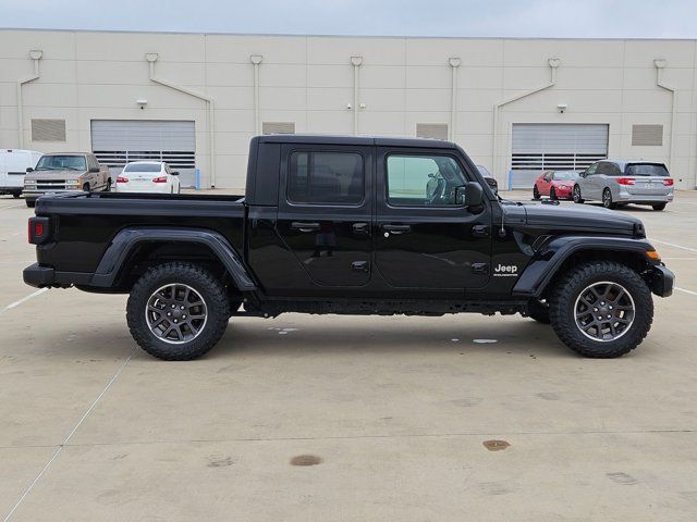 2023 Jeep Gladiator Overland