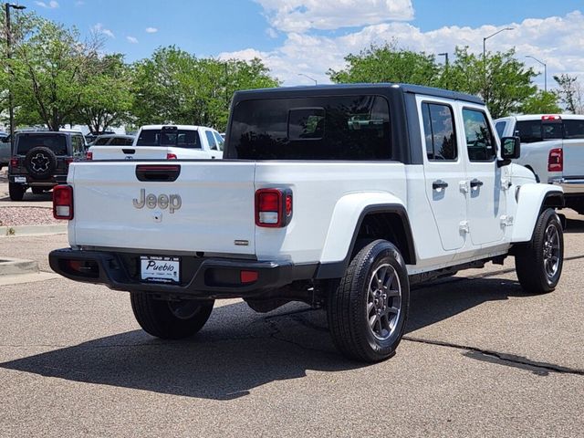 2023 Jeep Gladiator Overland