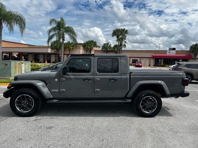 2023 Jeep Gladiator Overland