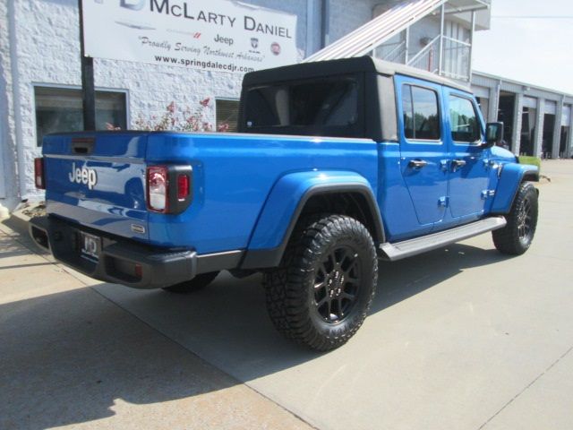 2023 Jeep Gladiator Overland