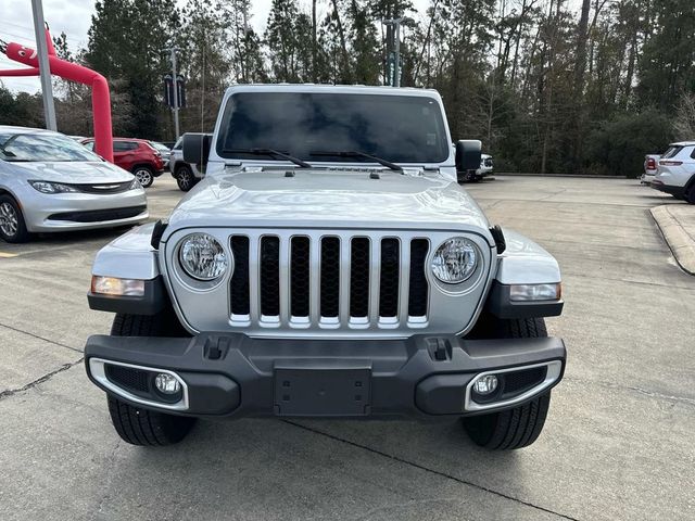 2023 Jeep Gladiator Overland