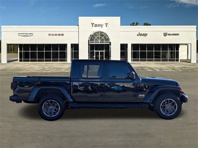 2023 Jeep Gladiator Overland