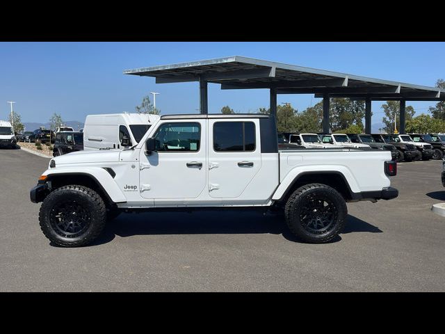 2023 Jeep Gladiator Overland