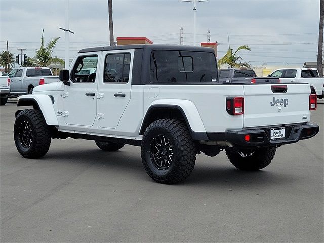 2023 Jeep Gladiator Overland