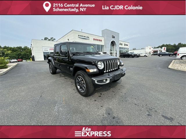 2023 Jeep Gladiator Overland