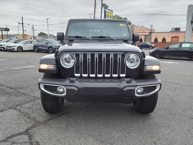 2023 Jeep Gladiator Overland