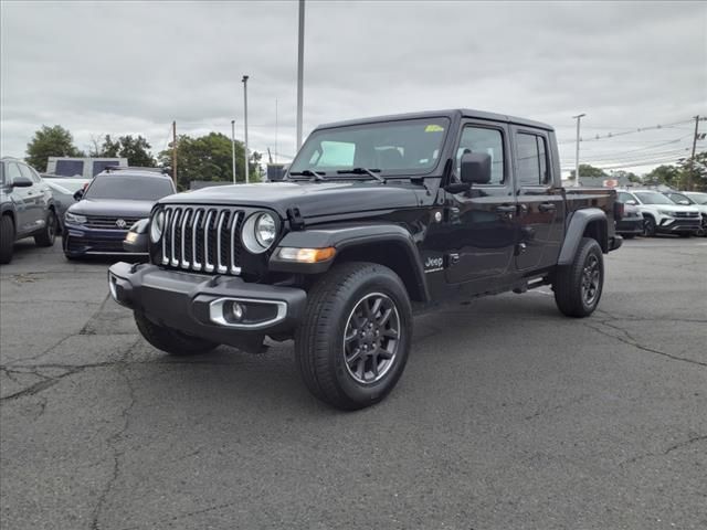 2023 Jeep Gladiator Overland