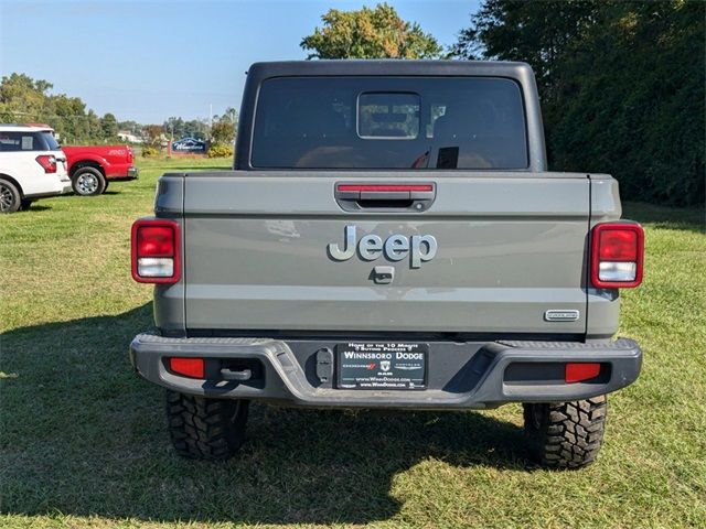 2023 Jeep Gladiator Overland