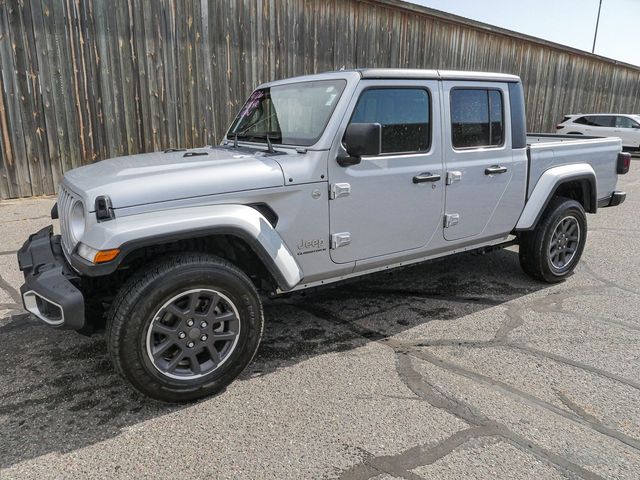 2023 Jeep Gladiator Overland